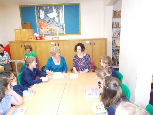 Me with some of the Abingdon Lunchbooxers, plus lovely Ursula, who runs their group.